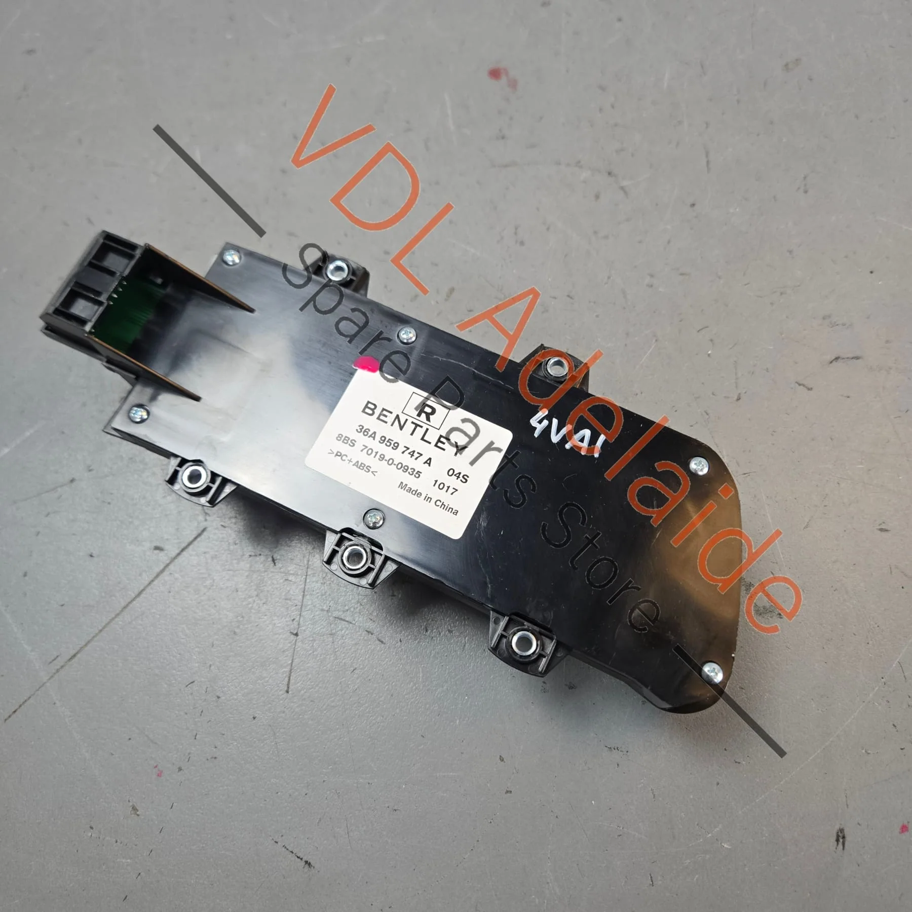 Product image 4